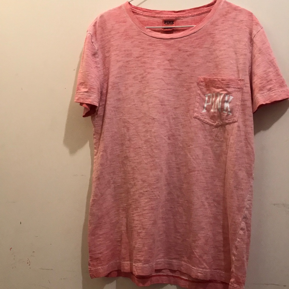 VS PINK T SHIRT (pink and white)